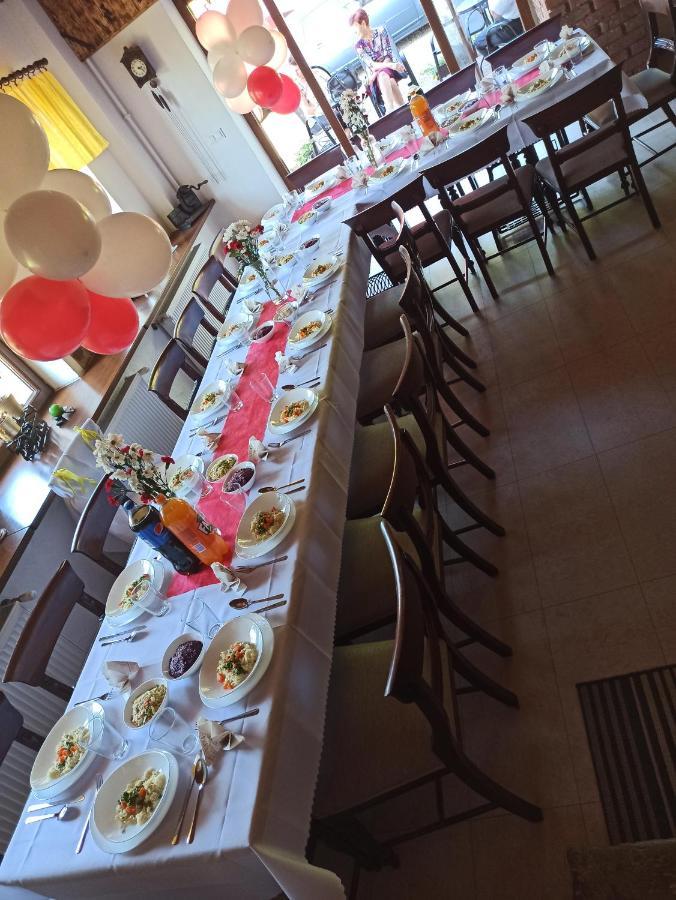 Stara Kuznia Radkow Hotel Екстериор снимка