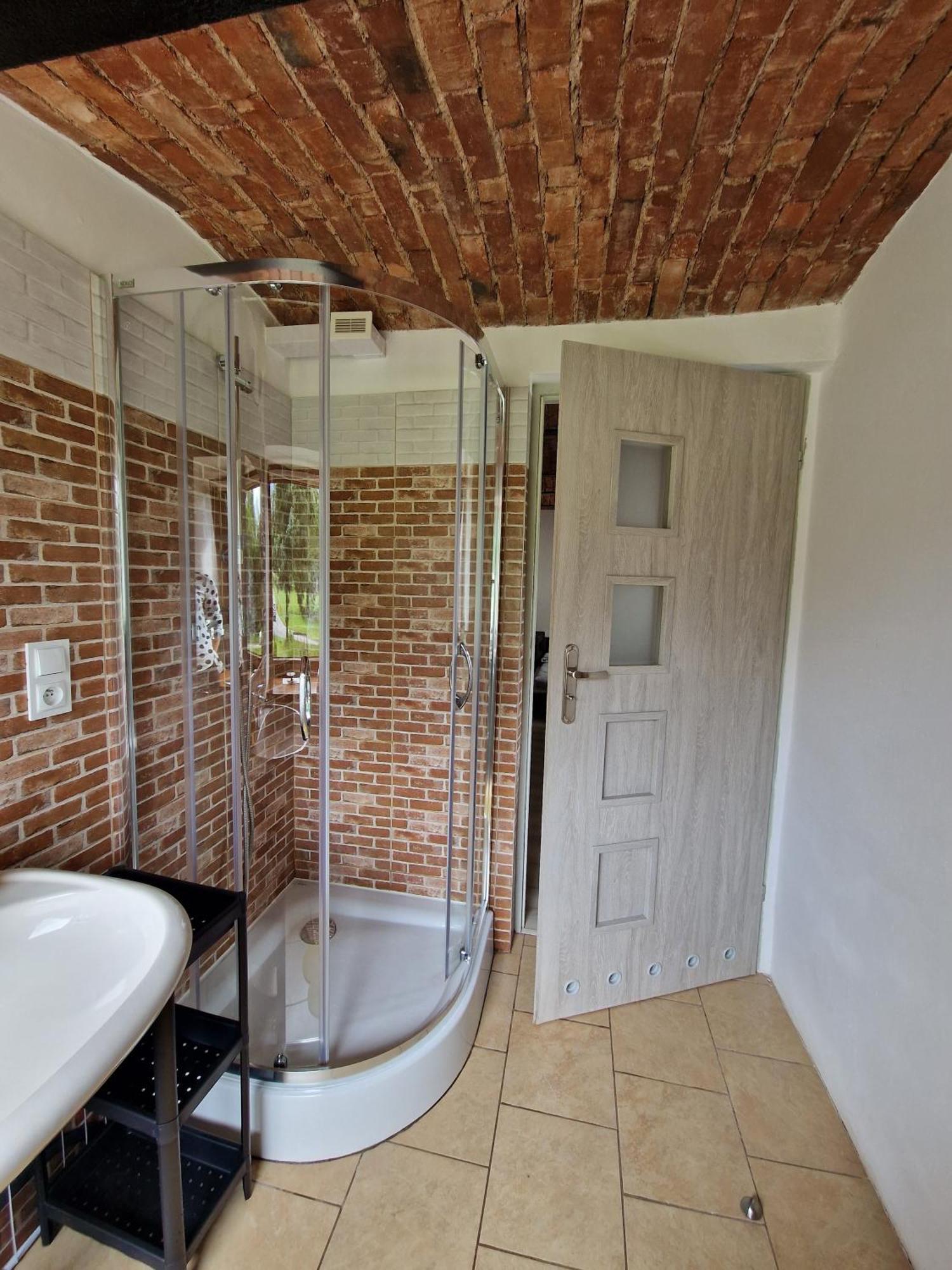 Stara Kuznia Radkow Hotel Екстериор снимка